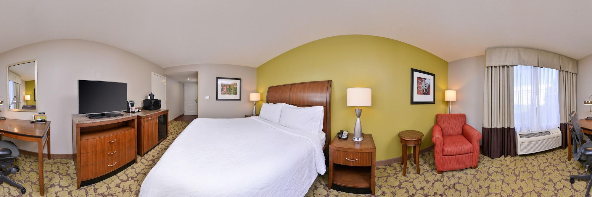 Hilton Garden Inn Indianapolis/Carmel Exterior photo