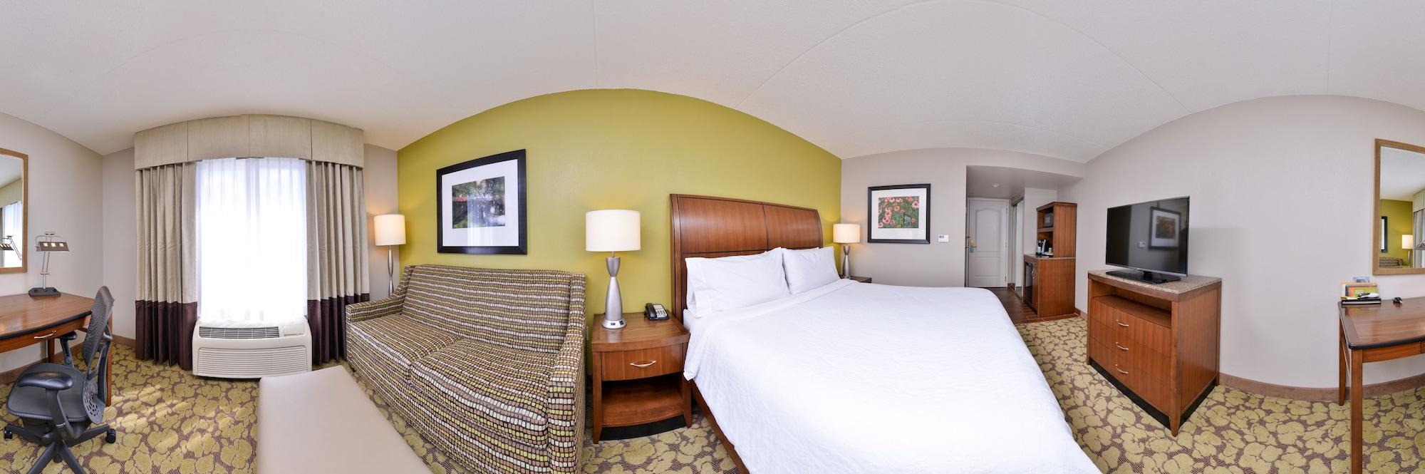 Hilton Garden Inn Indianapolis/Carmel Exterior photo