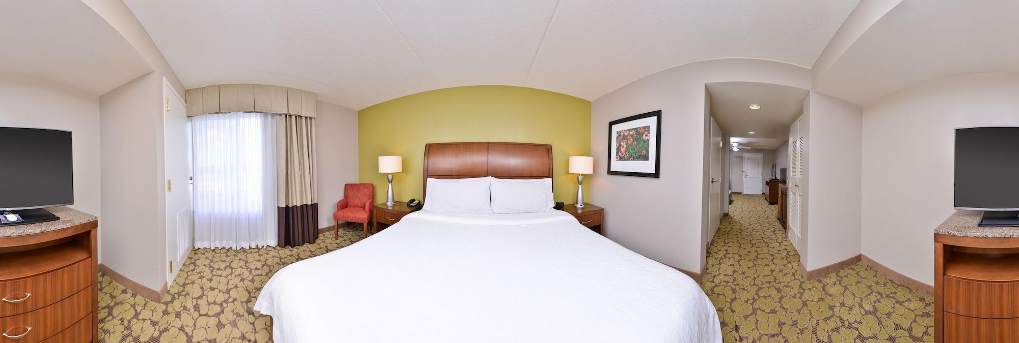 Hilton Garden Inn Indianapolis/Carmel Exterior photo