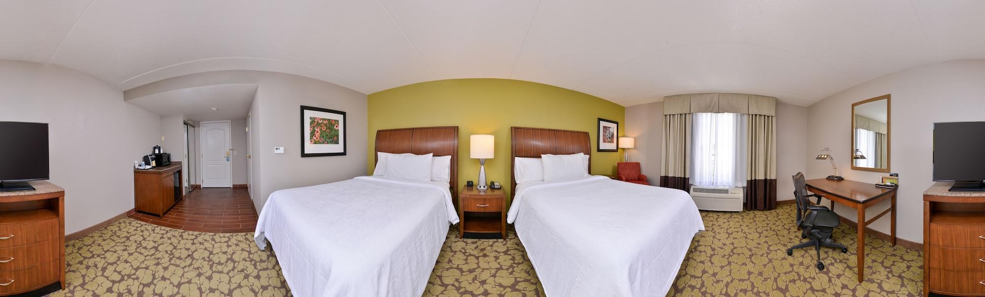 Hilton Garden Inn Indianapolis/Carmel Exterior photo