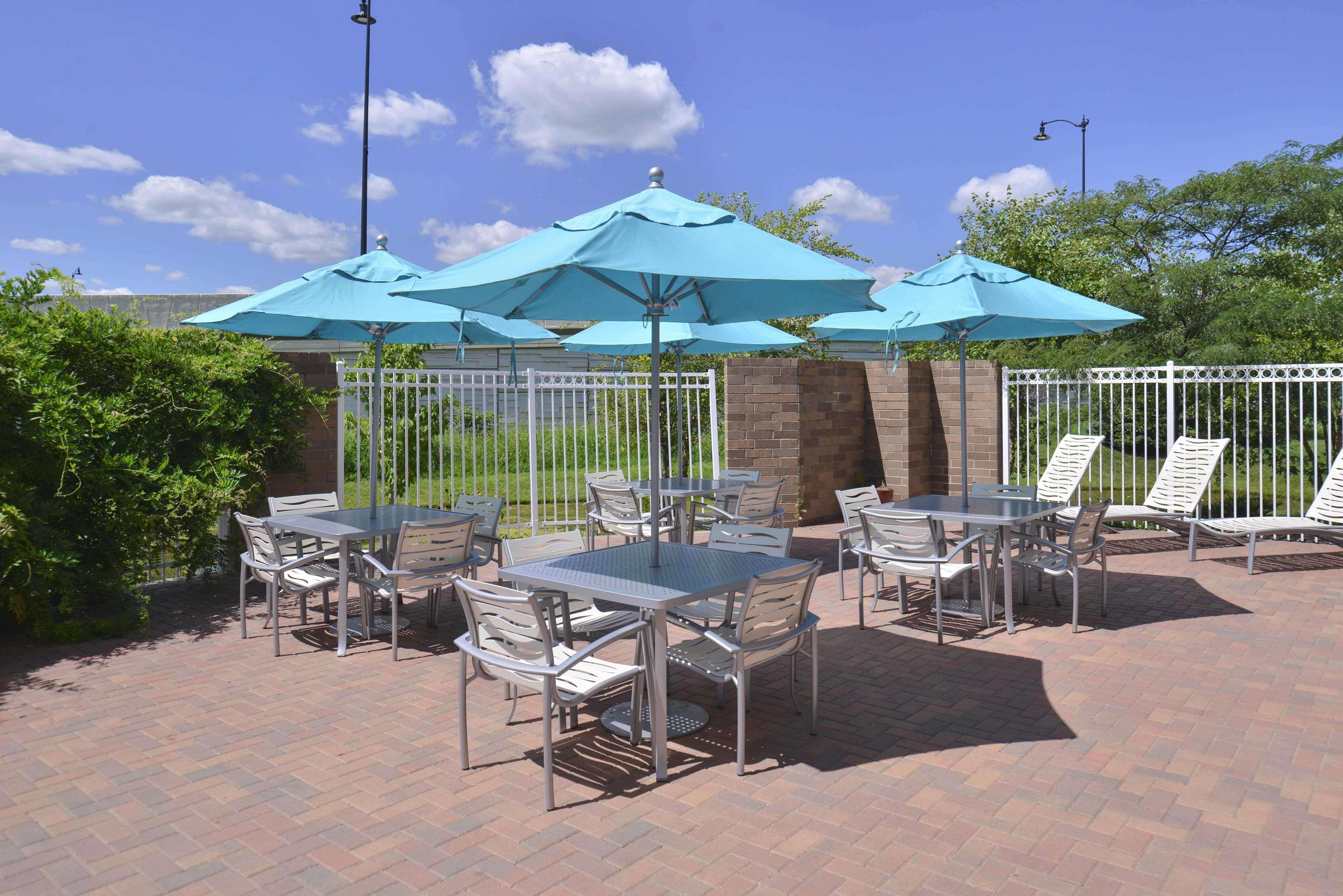 Hilton Garden Inn Indianapolis/Carmel Exterior photo