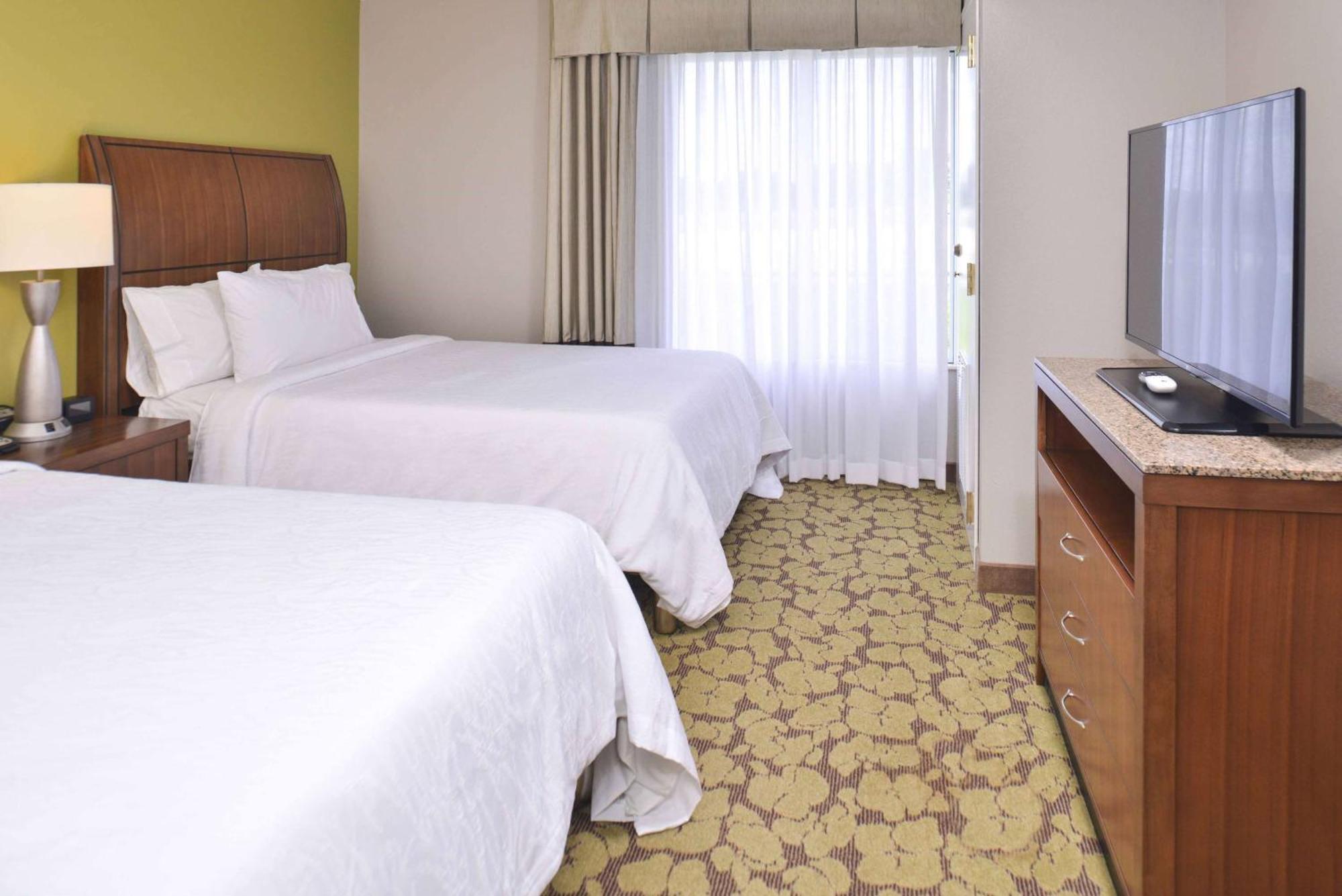 Hilton Garden Inn Indianapolis/Carmel Exterior photo
