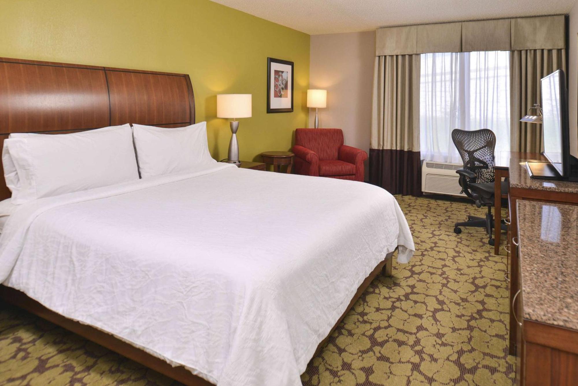 Hilton Garden Inn Indianapolis/Carmel Exterior photo