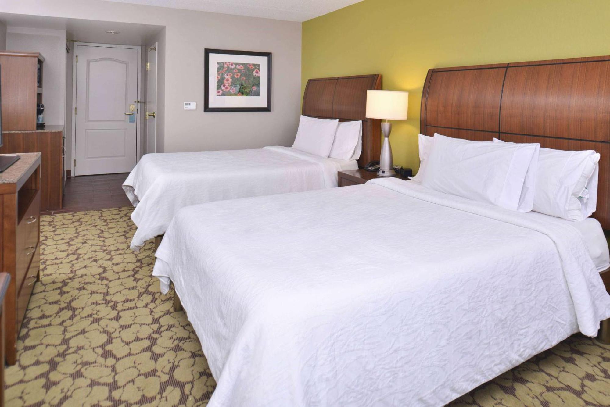 Hilton Garden Inn Indianapolis/Carmel Exterior photo